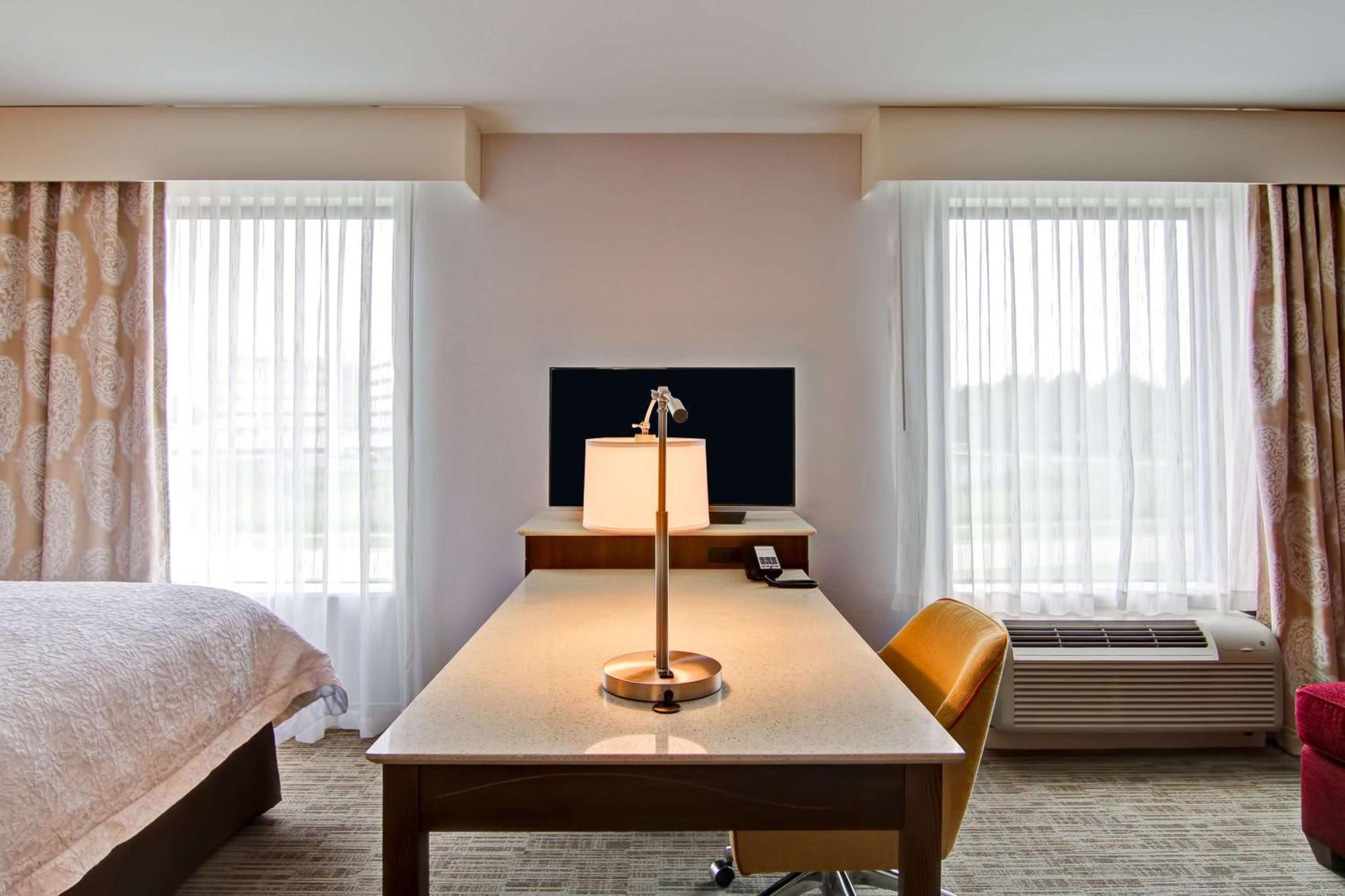 Hampton Inn&Suites Detroit/Troy Clawson Extérieur photo
