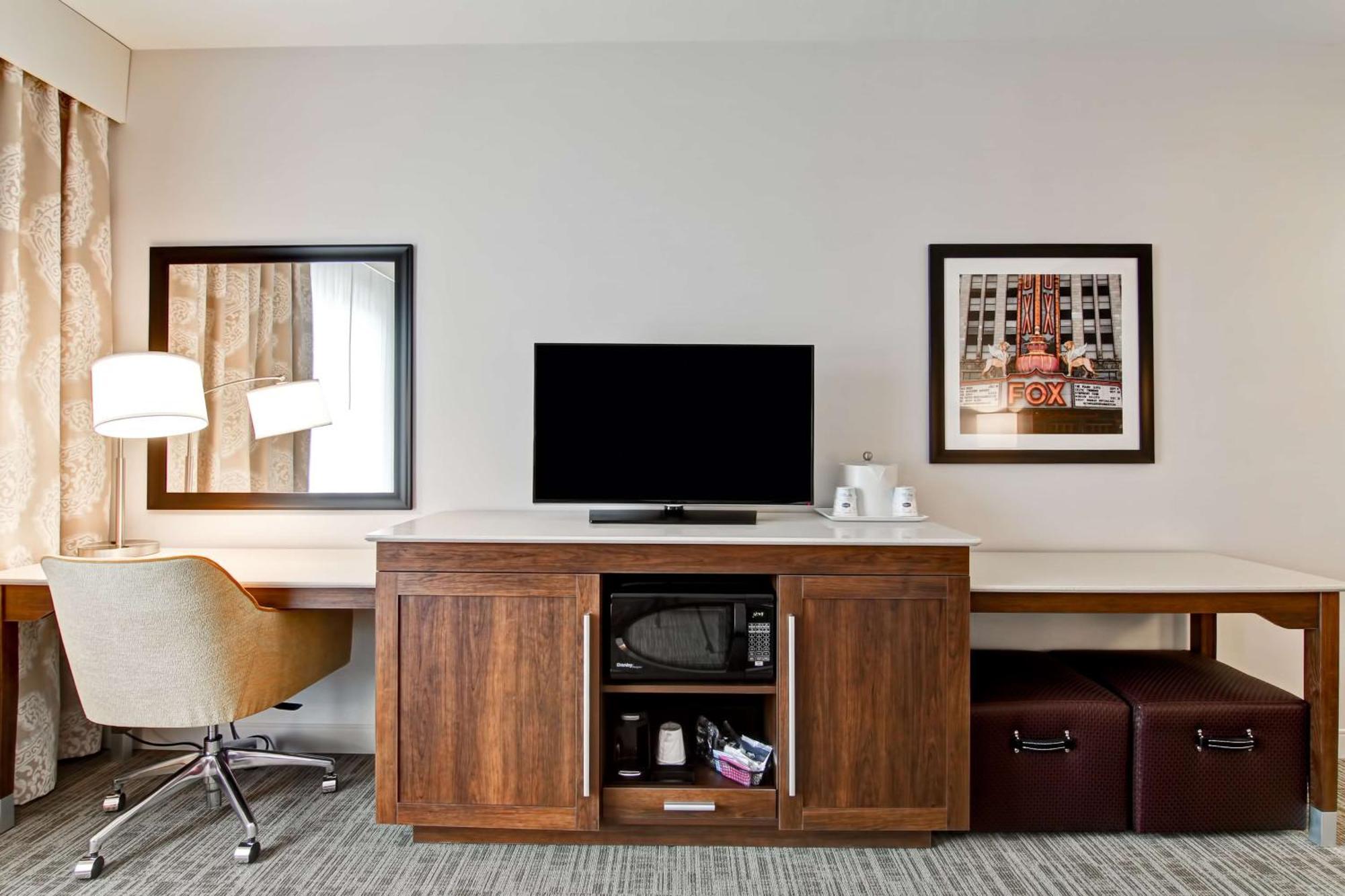 Hampton Inn&Suites Detroit/Troy Clawson Extérieur photo