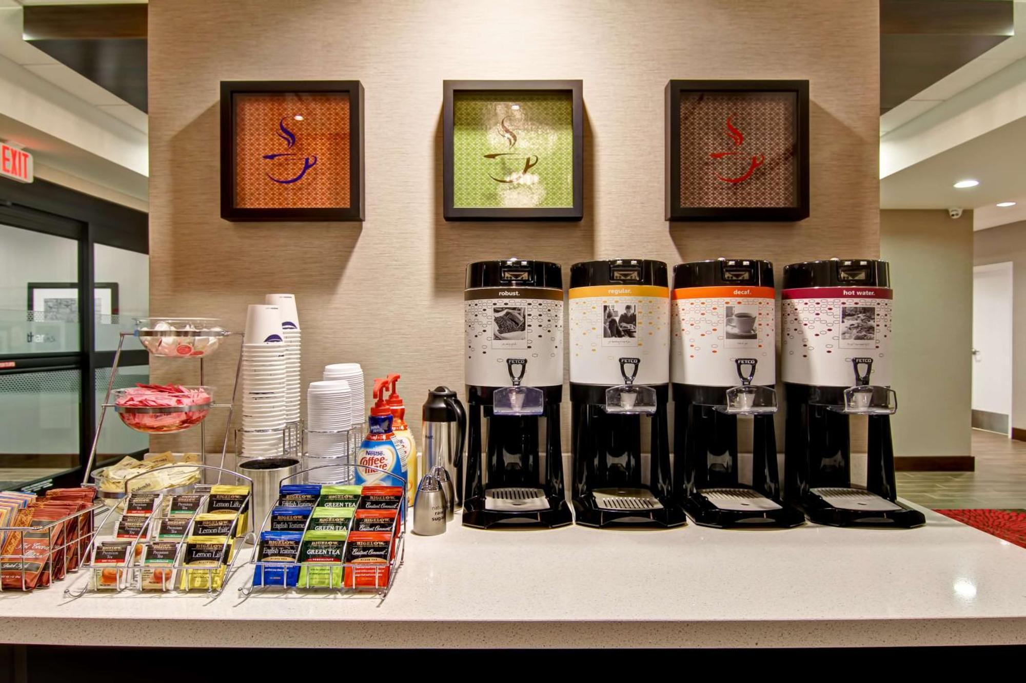 Hampton Inn&Suites Detroit/Troy Clawson Extérieur photo